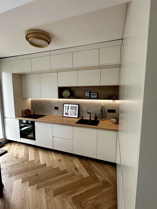 Bucatarie la comanda / Mobilier la comanda
