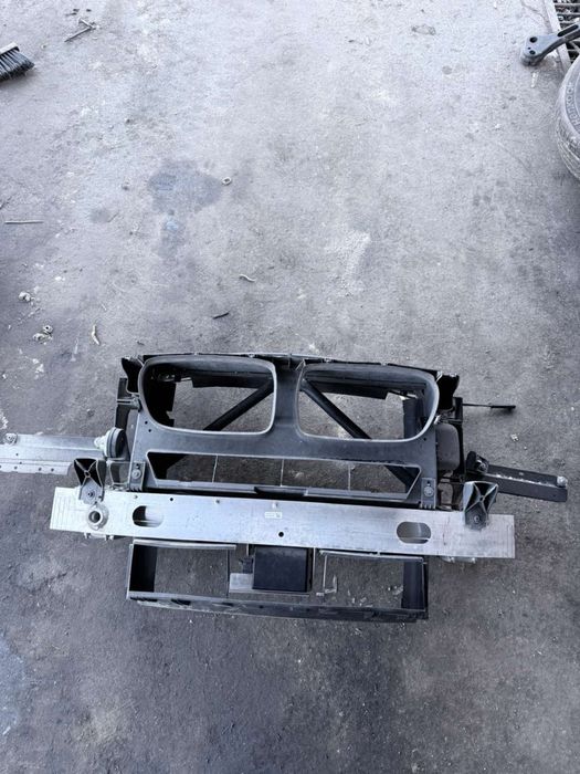 Маска с перка и радиатори Бмв Ф26 Х4(maska Bmw X4)