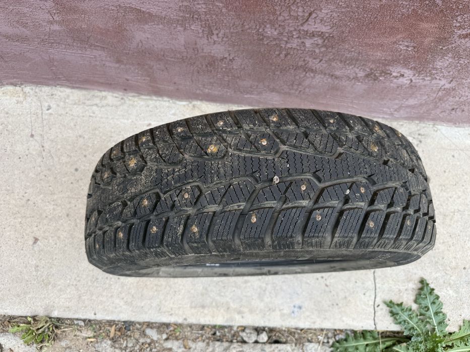 Шины шипованные размер 215/60R16