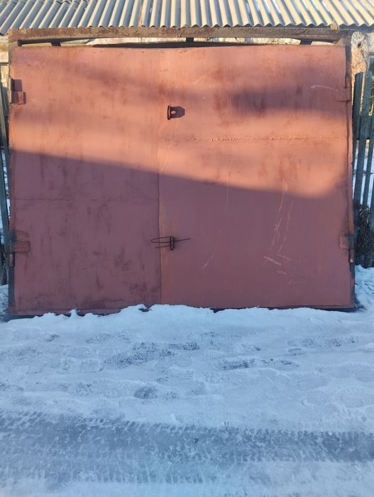 Продам гаражные ворота