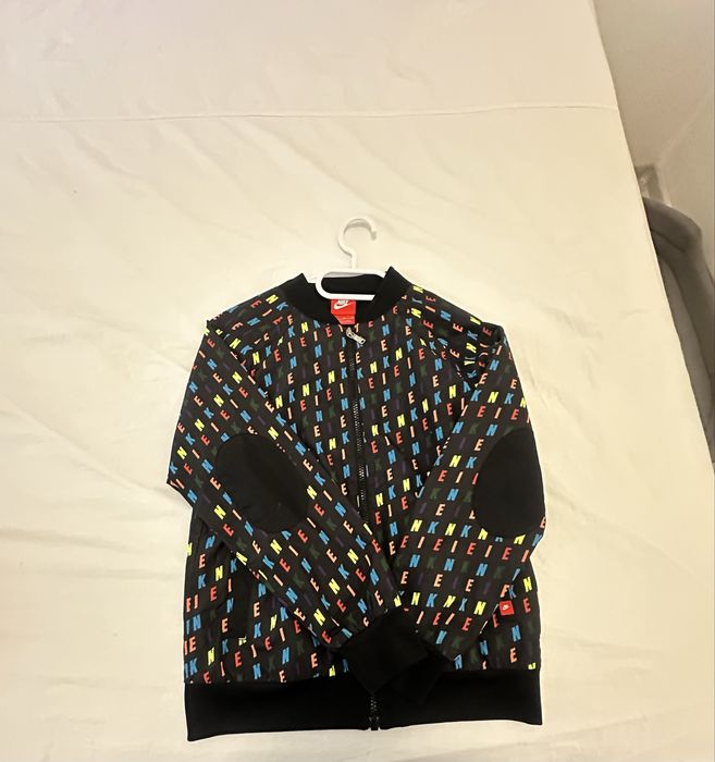 Детско якенце Nike