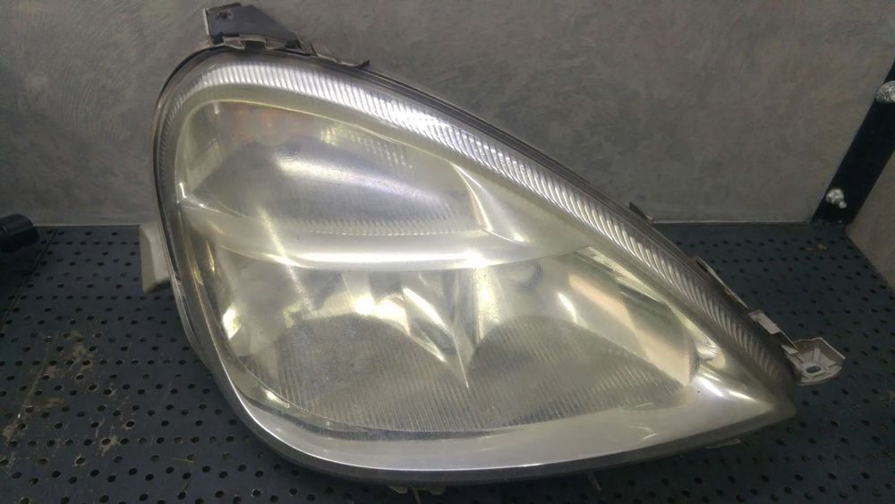 Far dreapta mercedes a class w168 facelift 0301192202 a1688201861