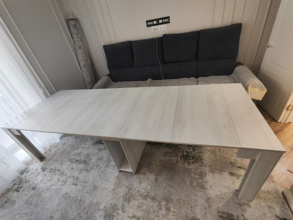 Продам 3х метровый гостевой стол