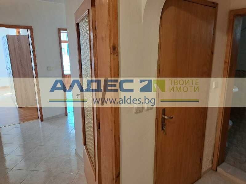 Дава се под наем Тристаен апартамент в София, Лозенец - 73 кв.м за 450 € - Снимка #10