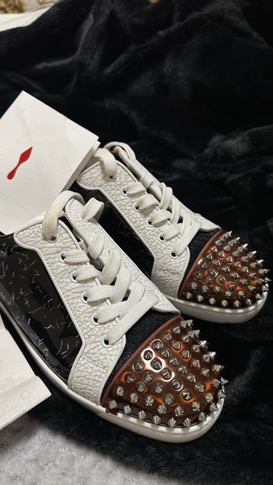 Incaltaminte marca louboutini originali