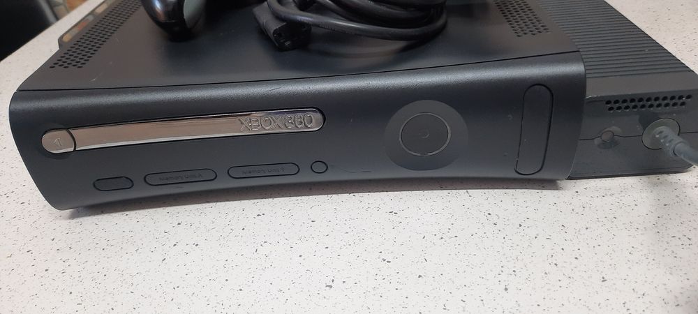 Vand xbox 360 modat 360