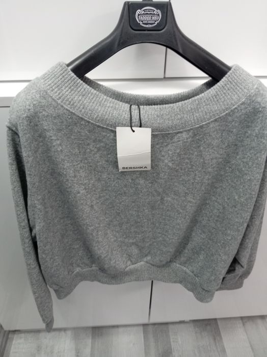 Bluza dama, mărime L, marca Bershka