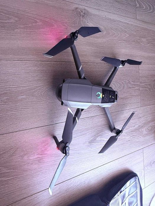 Drona 4k DJI Mavic 2 Pro aproape noua - 18 zboruri