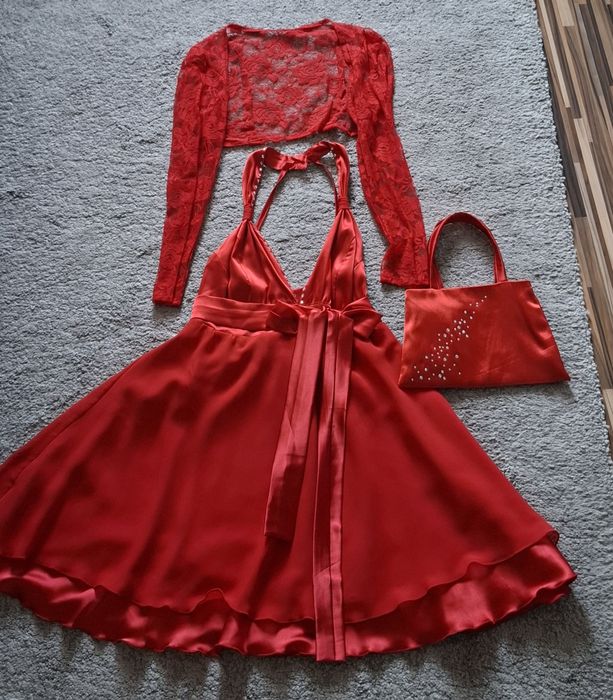 Rochita potrivita mărimea S