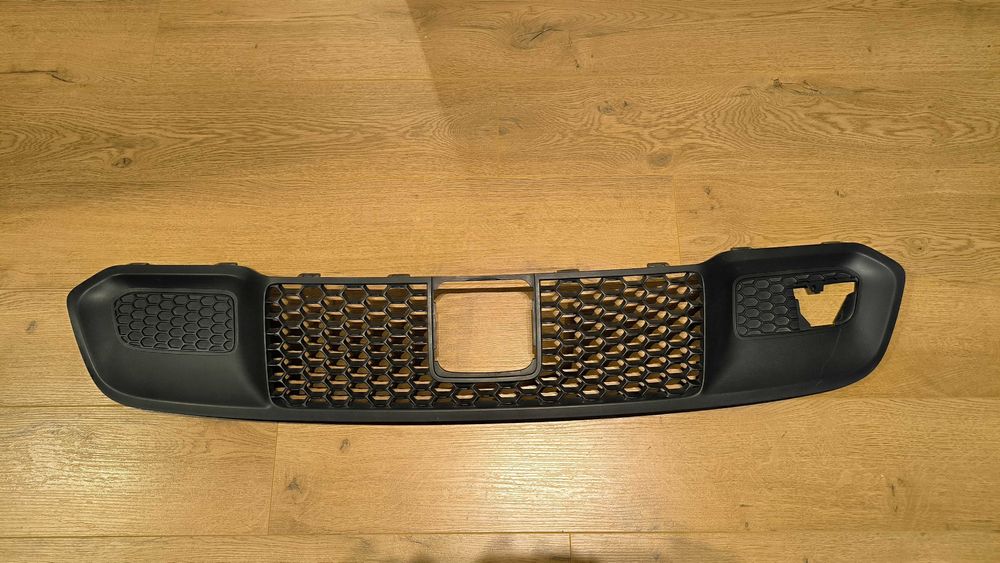 Решетка за предна долна броня Jeep Grand Cherokee 2017-2021