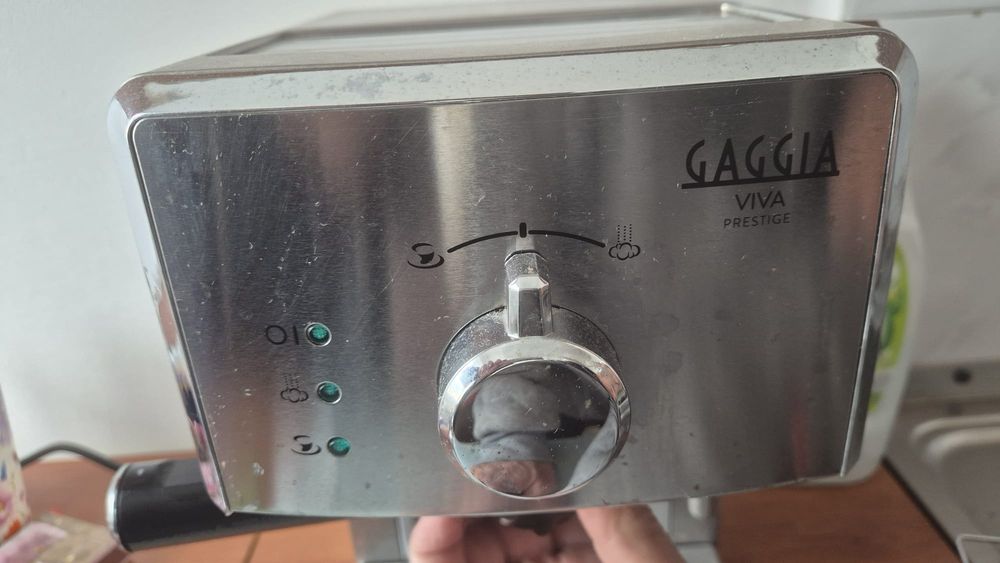 aparat cafea gaggia viva