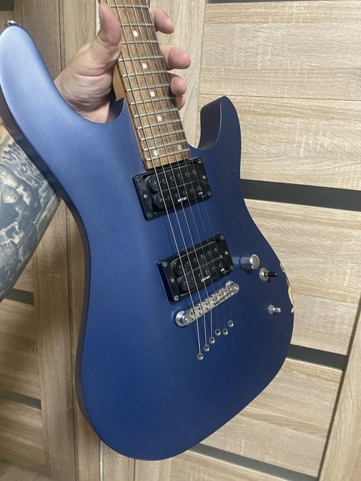 Продам электрогитару Cort KX5