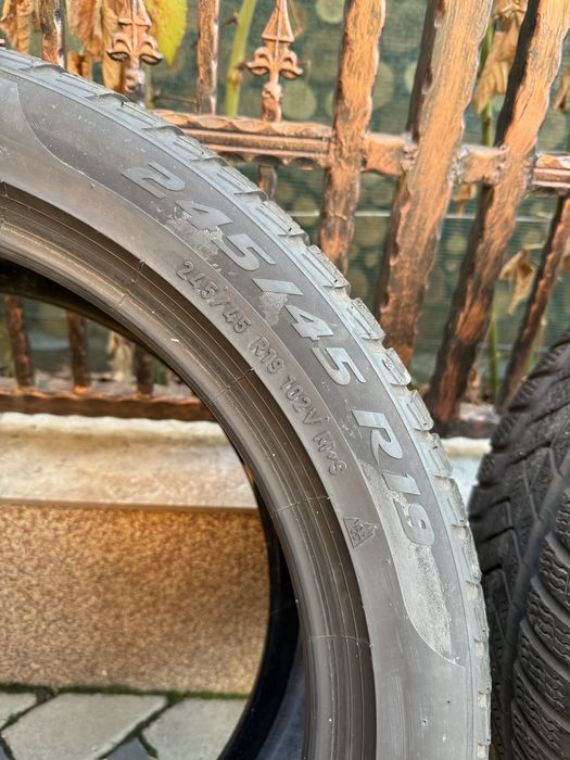 Anvelope  Pirelli 245/45 R19