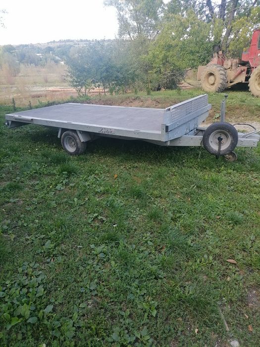 Platforma vând sau schimb