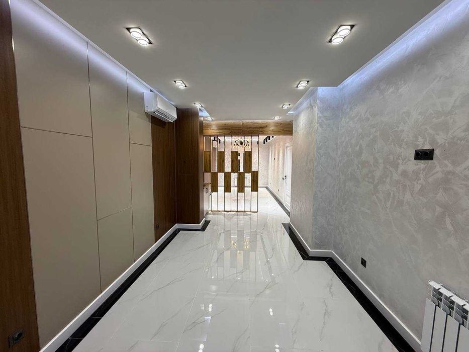 Продаётся Нежилое!  Ор-р Паркентский , Корзинка   130 м2