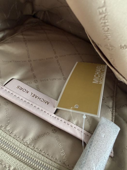 Ghiozdan Michael Kors- nou cu eticheta