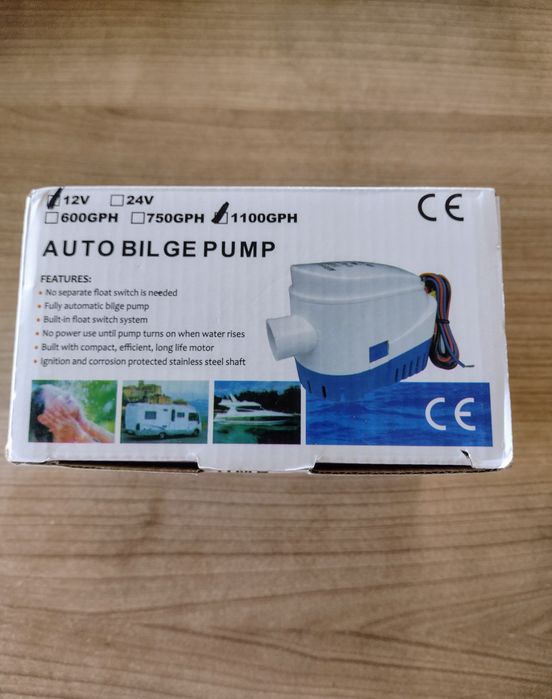 Осушителна автоматична помпа за лодка 3000 литра/ч 12 волта с поплавък