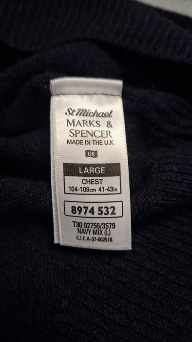 Шерстяной кардиган от Marks&Spenser