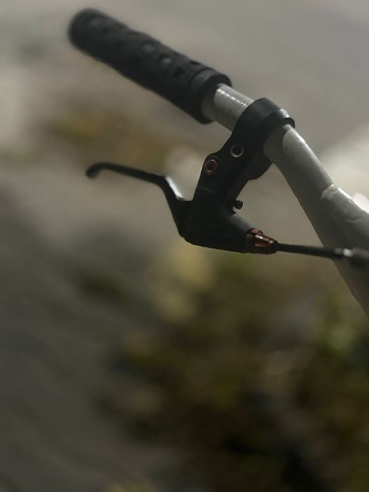 Vând bmx original custom