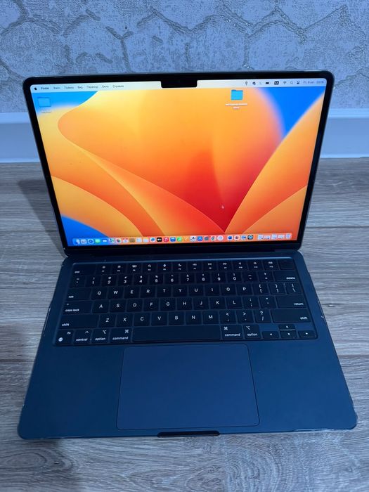 Продаётся MacBook