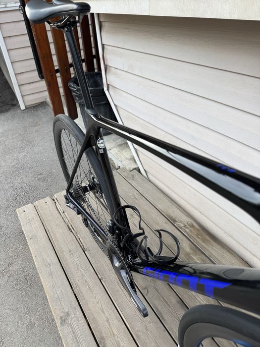 Карбонов велосипед Giant TCR Advanced 0