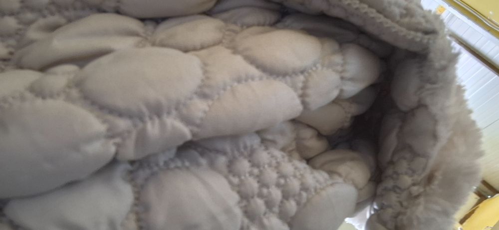 Яке  пролет/есен