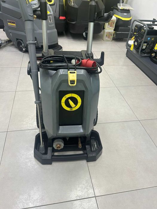 Водоструйка Karcher HD 10/21