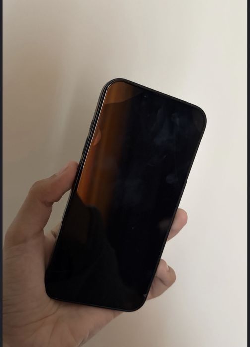 Продам Iphone 14