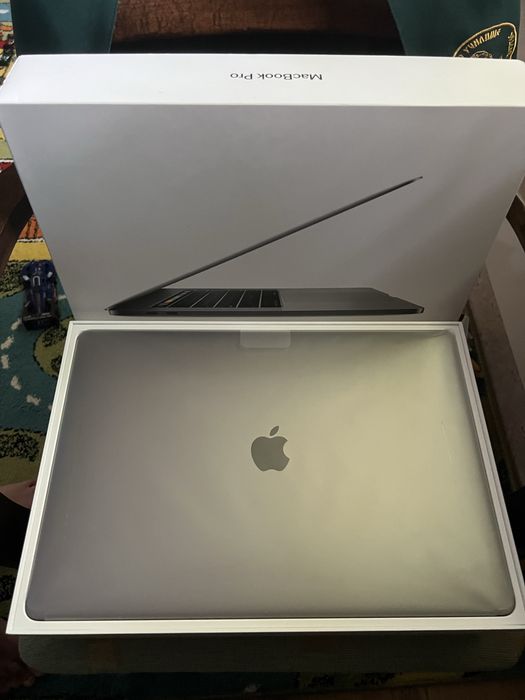 Macbook Pro 15” A1707 MAX - i7 3.1Ghz / 16GB RAM / 512GB SSD