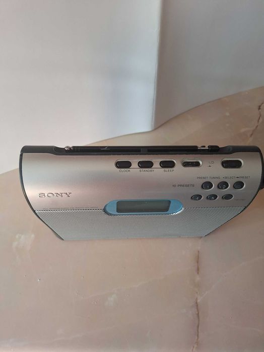 Radio digital Sony ICF-M 600.