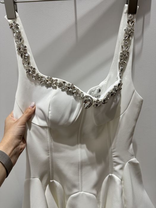 Vând rochie de mireasă Milla Nova