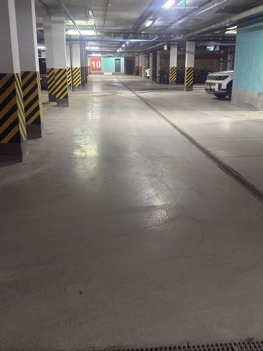 Продам парко место