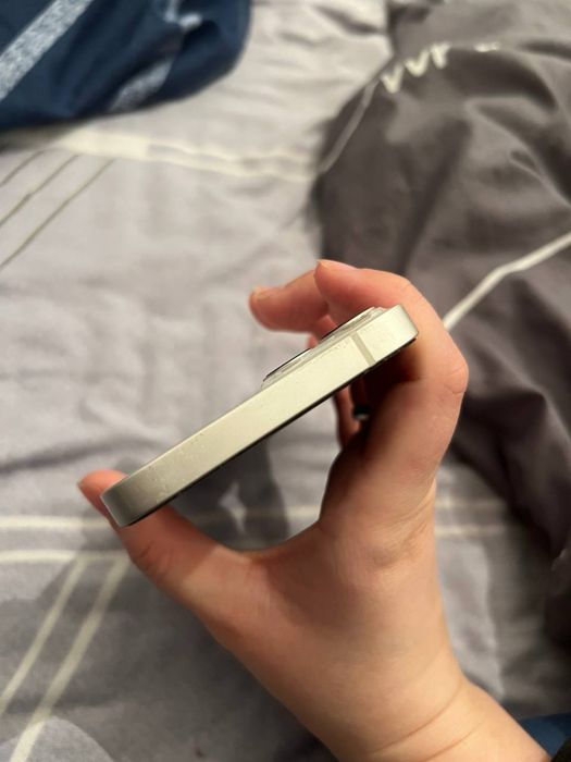 Айфон 13 256гб срочно