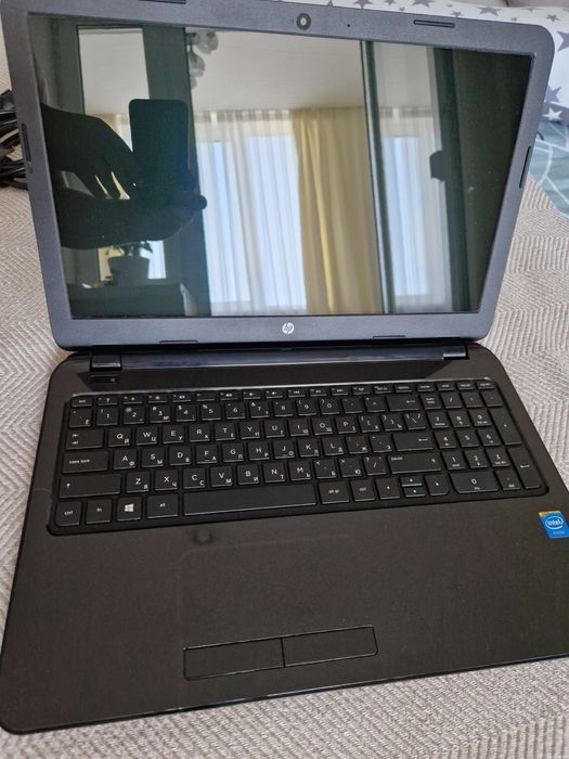 Ноутбук HP 15-r041er