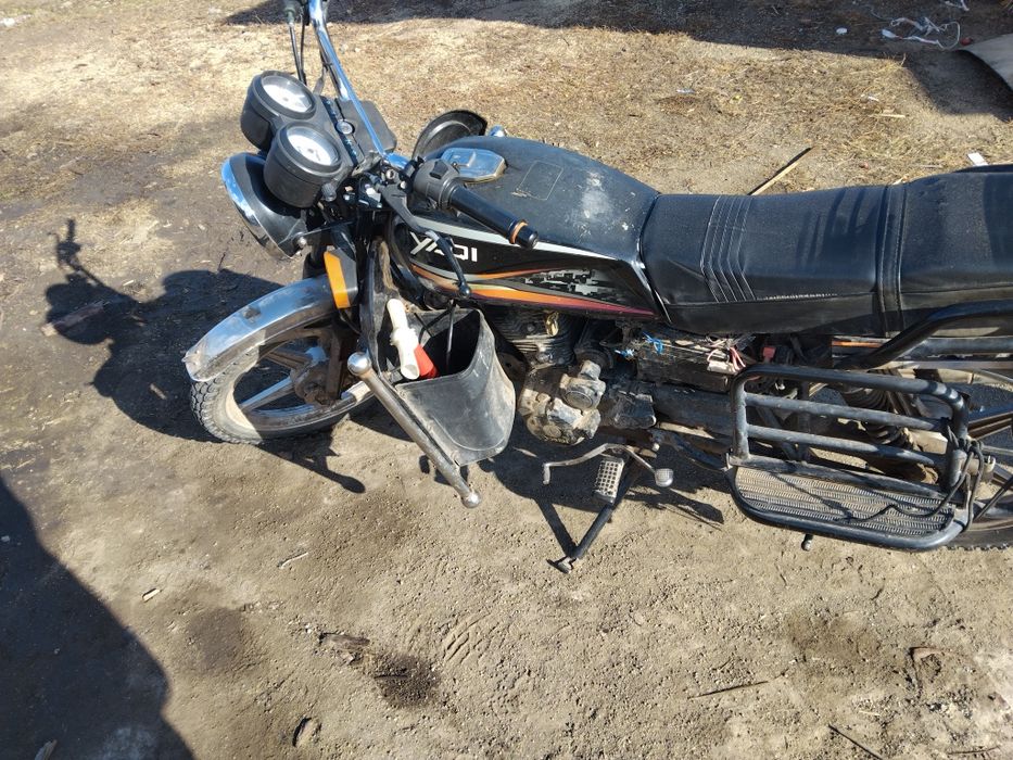 Продам мотоцикл яки 150сс