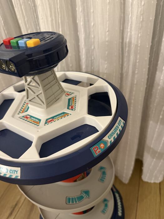 Set parcare auto cu turn de control, lumini si sunete