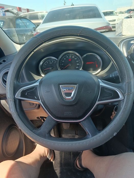 DACIA Logan 2018 — imagine 3