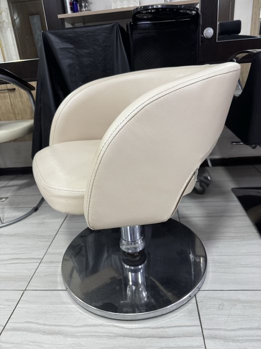 Кресло для парикмахера