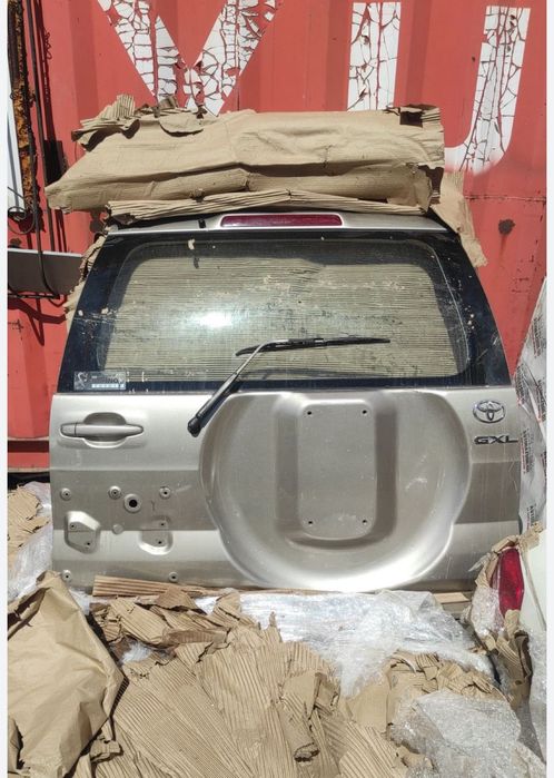 Линзы противотуманки птф в бампер Toyota Rav4 (xa40)