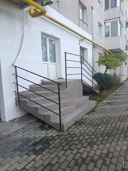 Spațiul ultracentral, 4 camere, ideal comercial și rezidențial.