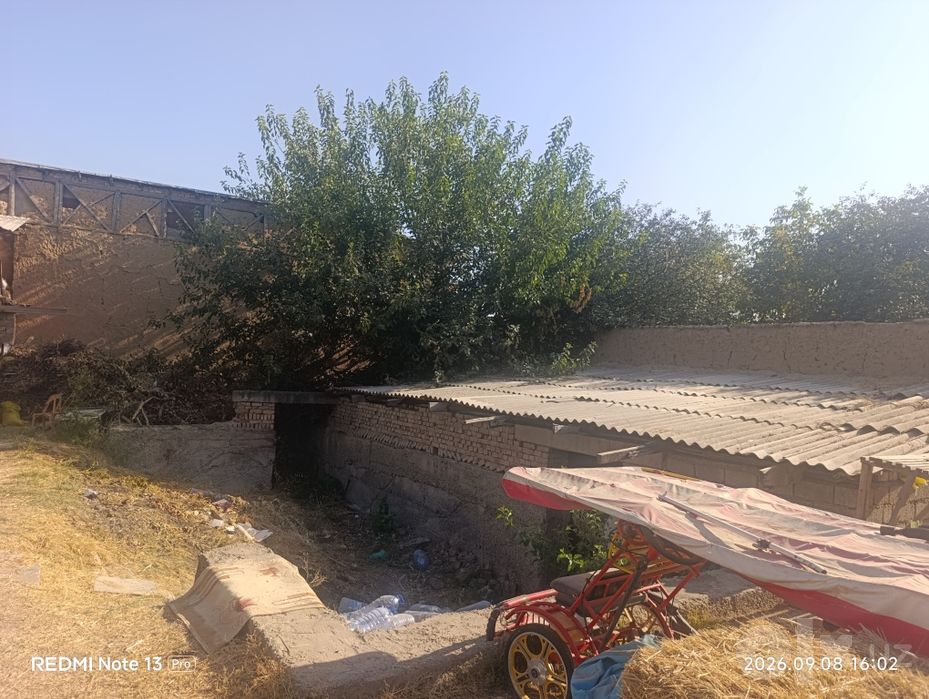 Yer sotiladi Ramadan mahalla 50 yilli