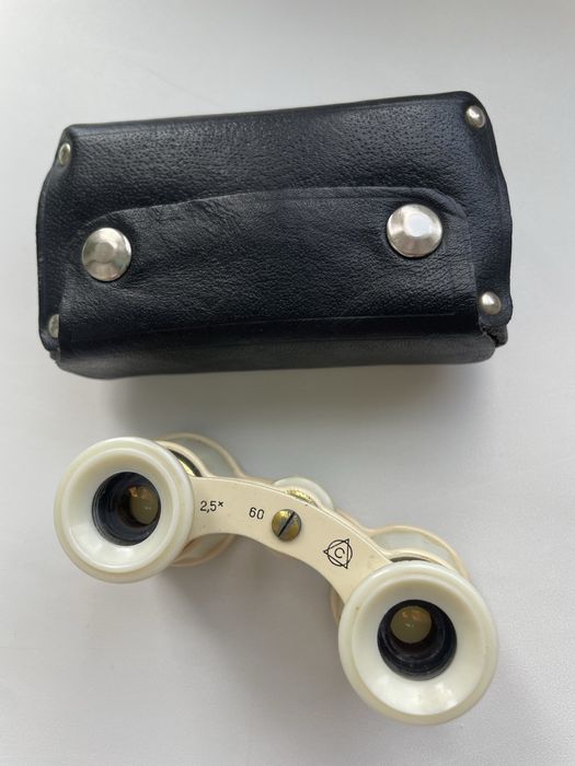Бинокль театральный  ссср