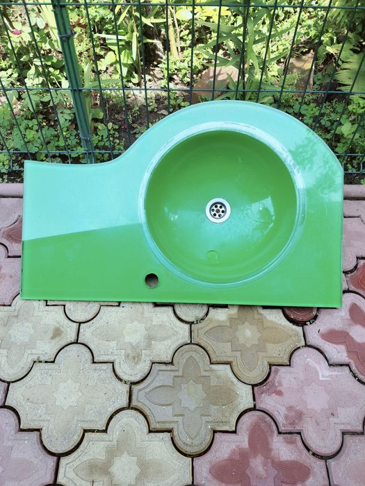 Chiuveta din sticla pentru baie