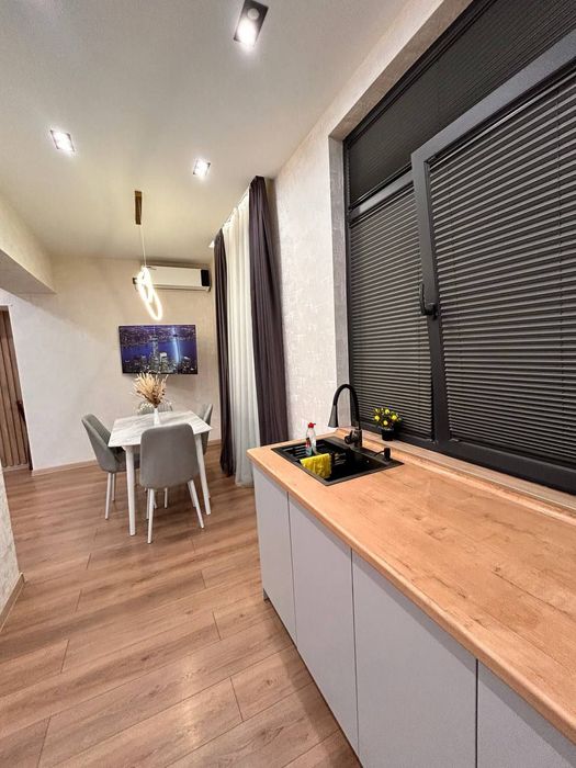 Квартира на Ц6-на Небе 1*2/2/4 общ пл 45м Евро с обстановкой