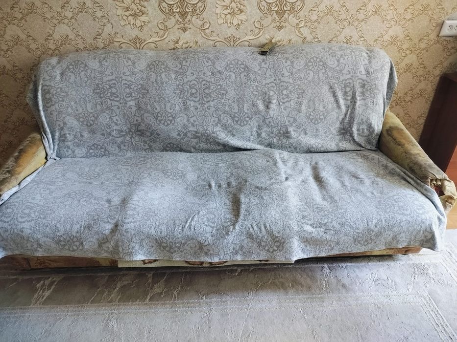 Отдам диван бесплатно