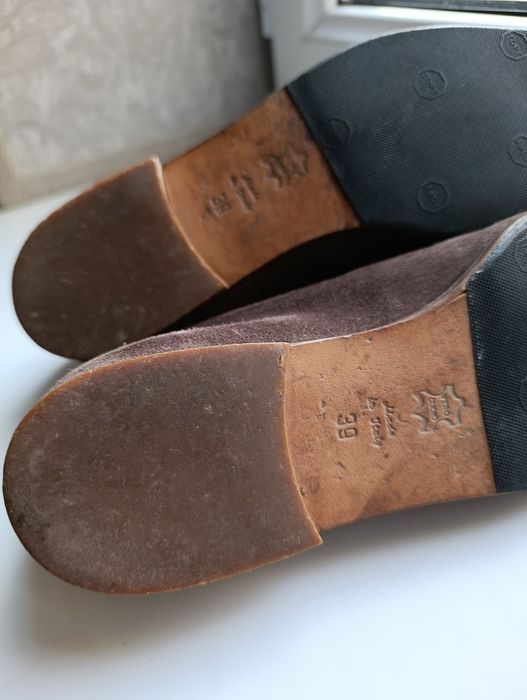 Европейские туфли в очень хорошем состоянии производства чисто европа