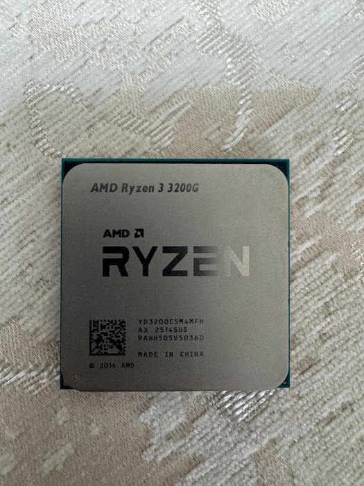 Процессор AMD Ryzen 3 3200G