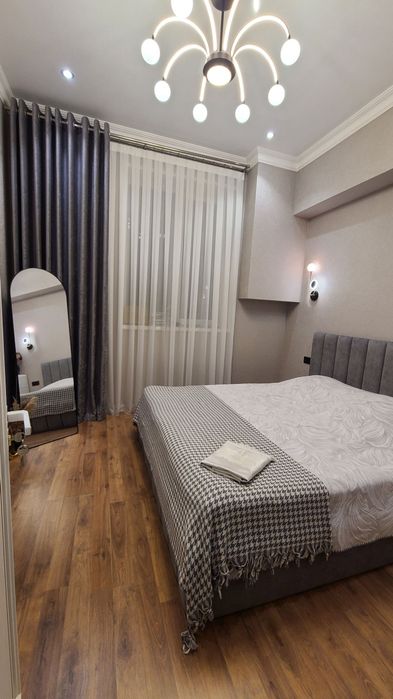 Bel tepa Novostroyka 3 hona 100 kvadrat