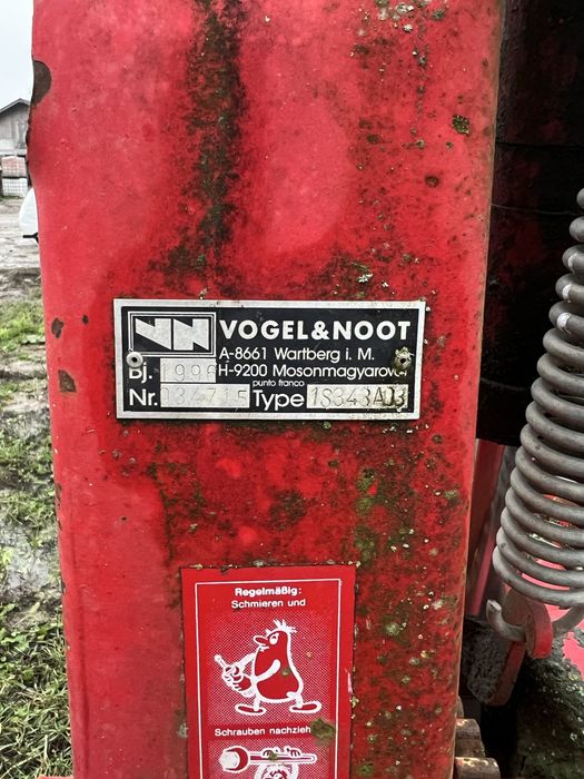 Plug  vogel  noot