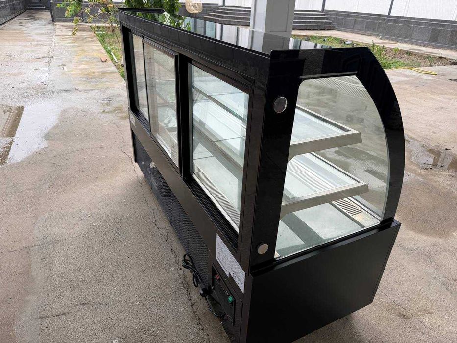Витринный Холодильник ARC-470Y (черный)